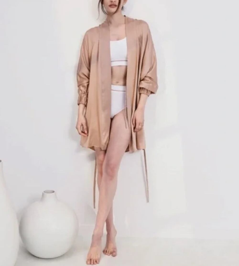 Lunya Washable Silk Nude Tan Long Sleeve Short Robe With Pockets, XS S EUC